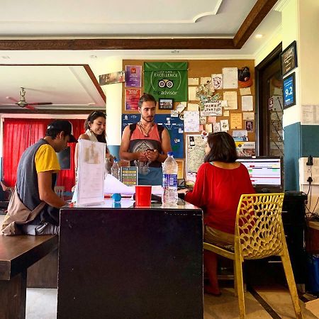 Madpackers Delhi Vandrehjem New Delhi Eksteriør billede