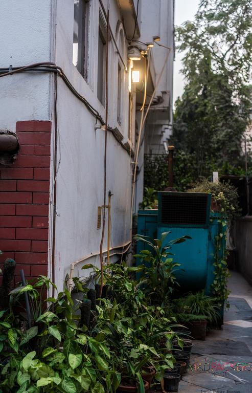 Madpackers Delhi Vandrehjem New Delhi Eksteriør billede